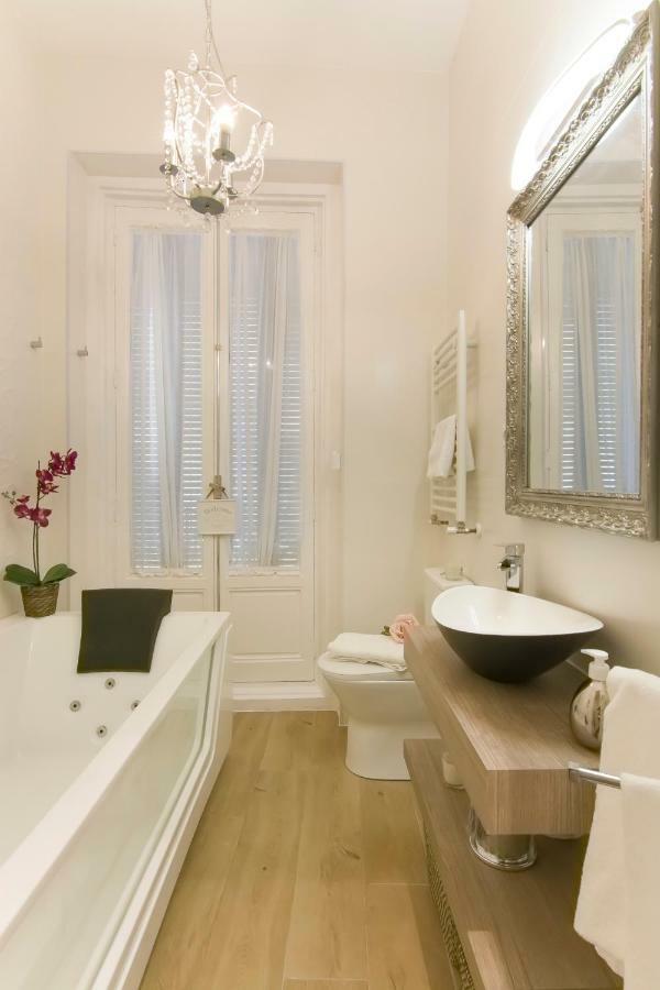 Sol Luxury Suites มาดริด ภายนอก รูปภาพ
